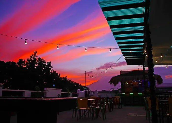 Antwet Backpacker'S Inn & Rooftop Bar Dumaguete City